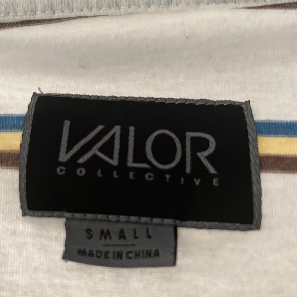 White striped shirt - Picture 3 of 4